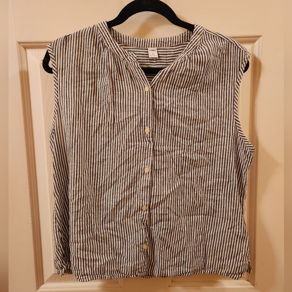 Old navy tank top women's medium
